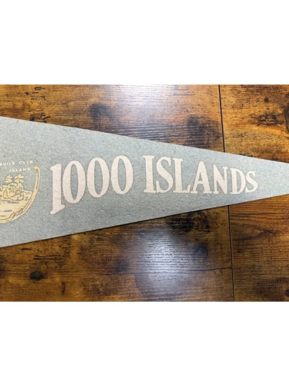Vintage 1000 Islands pennant